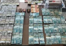 Operação Poço de Lobato expõe megaesquema de sonegação no setor de combustíveis e apreende dinheiro e esmeraldas