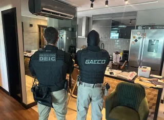 ‘Operação Tricoderma’ é deflagrada contra esquema de desvio de recursos públicos em licitação em Salvador e mais duas cidades da Bahia