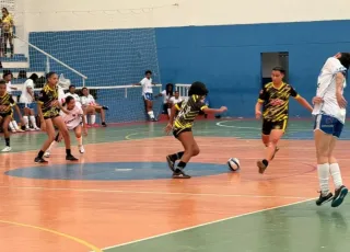 Oriente 1 conquista título do Torneio de Futsal Feminino em Teixeira de Freitas