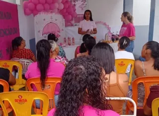 Outubro Rosa em Mucuri promove ação sobre autoestima e combate à violência contra a mulher