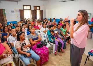 Outubro Rosa reforça a importância da prevenção e do diagnóstico precoce do câncer de mama em Teixeira de Freitas