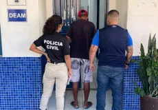 Padrasto é preso por policiais da DEAM por maus tratos a criança de 03 anos em Santo Antônio