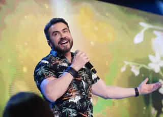 Padre Fábio de Melo se apresenta na Festa de Nossa Senhora da Purificação, em Prado