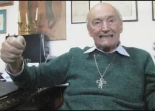 Padre Quevedo morre aos 89 anos