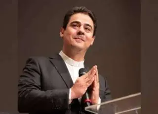 Padre Robson e mais 17 se tornam réus por desvio de dinheiro
