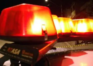 Pai e dois filhos são encontrados mortos com mãos amarradas em área indígena no interior da Bahia