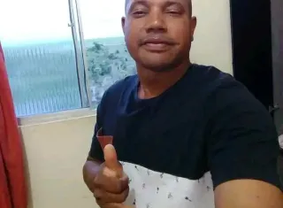 Pai é preso acusado de estuprar e engravidar a prórpia filha com que tem dois filhos, em Itamaraju. 