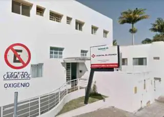 Pai espanca o filho de 3 anos que brincava com batom; “Minha família não tem viado”