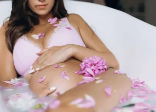 Parto na água: como o ambiente pode favorecer o nascimento  