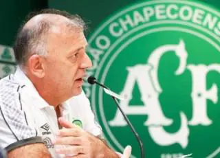 Paulo Magro, presidente da Chapecoense, morre vítima da covid-19