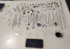 PC recupera duzentos mil reais em joias após prender homem em Santa Cruz Cabrália 