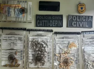 “Perninha” é preso com drogas e munições de uso restrito no bairro Pequi, em Eunápolis