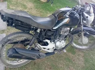 Perseguição policial termina com apreensão de motocicleta após fuga em Eunápolis