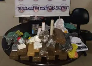 PETO prende casal com mais de 13 quilos de drogas na cidade do Prado