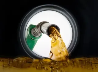 Petrobras anuncia redução no preço da gasolina a partir desta terça-feira (3)