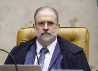 PGR vai recorrer de decisão que anulou condenações de Lula