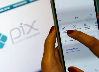 Pix terá novas regras para fraudes, cobrança híbrida e contas-salário