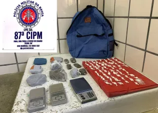  PM apreende 380g de maconha e 70 papelotes de cocaína em Teixeira de Freitas
