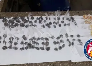 PM apreende 70 pedras de crack e 106 papelotes de maconha em Teixeira de Freitas