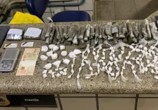PM apreende adolescentes com mais de 1 kg de drogas em Itamaraju