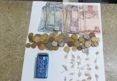 PM apreende drogas e dinheiro no Tancredo Neves, em Teixeira de Freitas