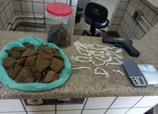PM apreende drogas e prende suspeito durante o fim de semana em Teixeira de Freitas