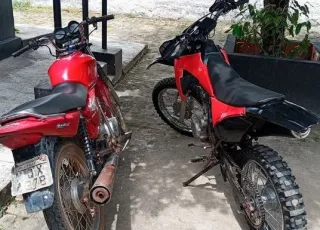 PM apreende duas motocicletas com sinais de adulteração em Itanhém