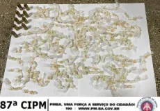 PM apreende mais de 300 pedras de crack e munições em Teixeira de Freitas