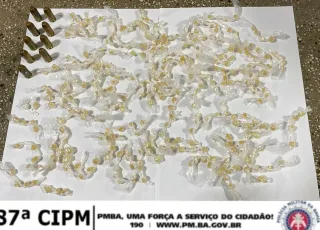 PM apreende mais de 300 pedras de crack e munições em Teixeira de Freitas