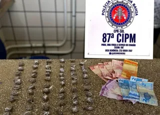 PM apreende menor com 59 papelotes de maconha; parte da droga estava escondida em um brejo