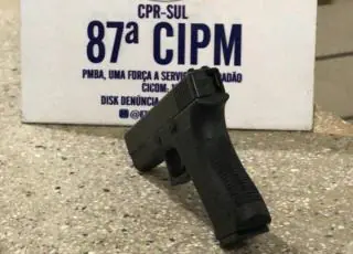 PM apreende menor com simulacro de arma de fogo no Colina Verde em Teixeira de Freitas