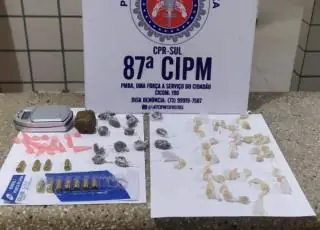 PM apreende mochila com drogas e munição em Teixeira de Freitas