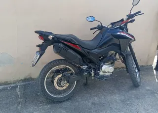 PM cumpre mandado de prisão e recupera motocicleta furtada durante operação em Itabatã