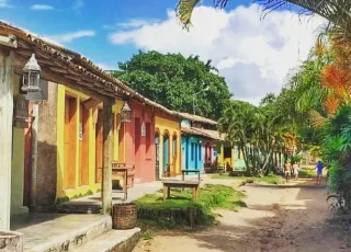 PM da Bahia nega existência de “toque de recolher” em Caraíva