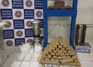 PM estoura laboratório de drogas em Porto Seguro