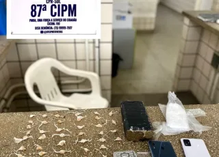 PM prende dois suspeitos com meio quilo de maconha e 46 pedras de crack