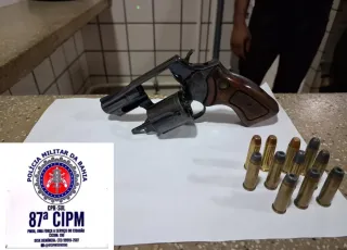 PM prende em flagrante homem com arma de uso restrito em Teixeira de Freitas