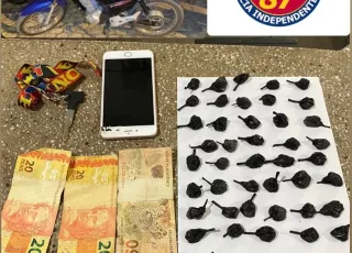 PM prende homem com 47 pedras de crack em Teixeira de Freitas