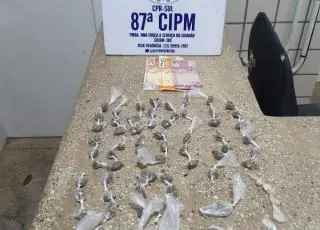 PM prende homem com 69 buchas de maconha e 7 pedras de crack em Teixeira de Freitas