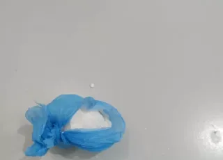 PM prende homem com cocaína em Teixeira de Freitas