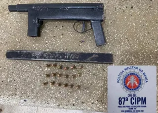 PM prende homem com submetralhadora em Teixeira de Freitas