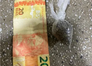 PM prende suspeito com maconha em Teixeira de Freitas