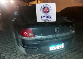 PM recupera em Teixeira de Freitas carro roubado no ES