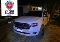 PM recupera em Teixeira de Freitas veículo roubado em Nova Lídice, após cerco policial