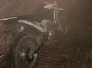 PM recupera motocicleta roubada no bairro Recanto das Árvores em Eunápolis