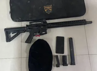 PMBA apreende fuzil e recupera veículo em Itabela