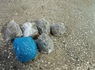 PMBA prende suspeito com maconha em Teixeira de Freitas