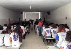 PMBA realiza palestra sobre violência, bullying e segurança no ambiente escolar em Teixeira de Freitas