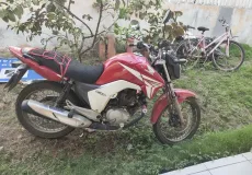 PMBA recupera motocicleta furtada e prende autor em flagrante em Alcobaça