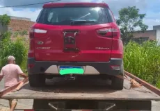 PMBA recupera veículo com restrição de furto/roubo na cidade de Eunápolis